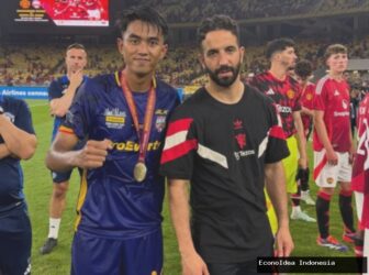 Rudianto dan Ruben Amorim: Momen Foto Bareng & Kekalahan Mengejutkan Manchester United
