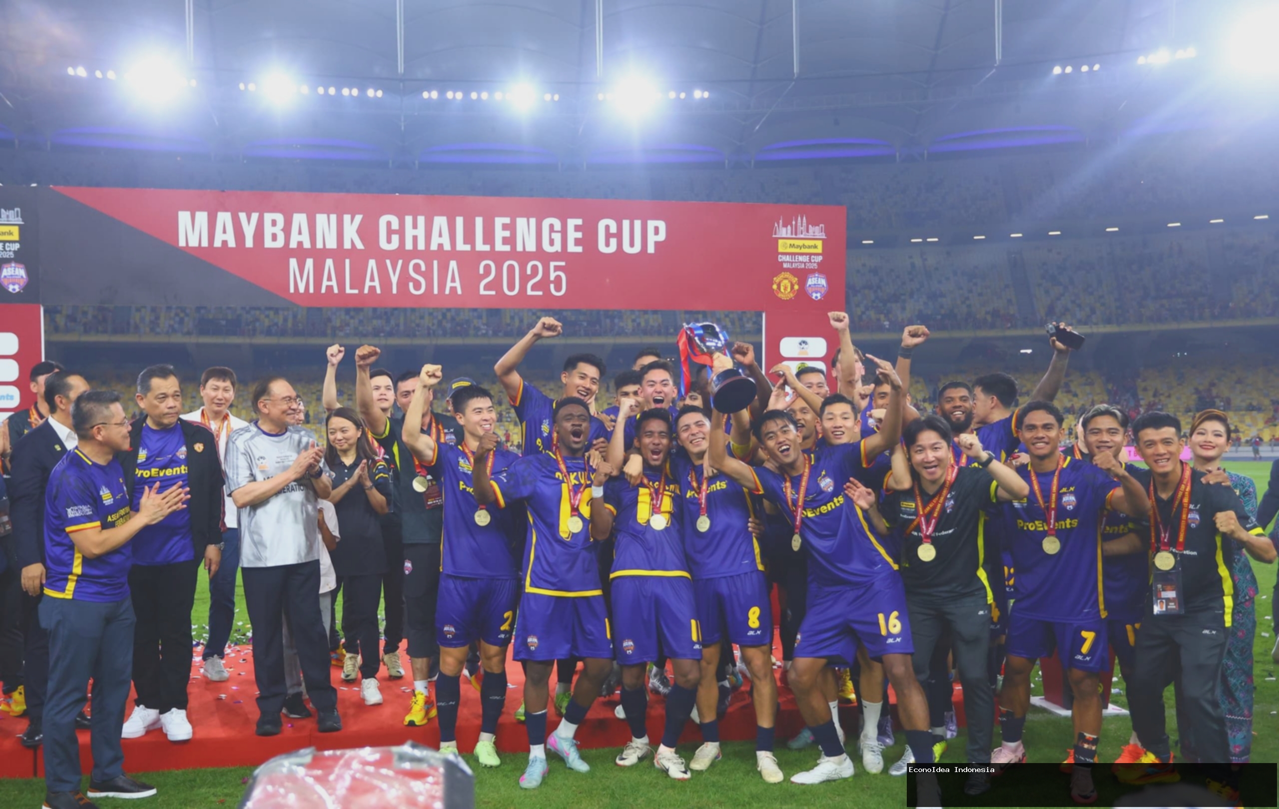 Kakang Rudianto: Dua Kali Senang, Konvoi Persib & ASEAN All-Stars Kalahkan MU