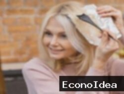 Rambut Alami Elegan: Tren Warna 2025 untuk Wanita Usia 30-an & 50-an