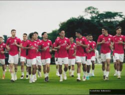 Timnas Indonesia Pangkas 5 Pemain, Kluivert Andalkan Sayap Kanan Hadapi China