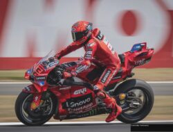 Marc Marquez Dominasi FP1 MotoGP Aragon 2025, Kalahkan Alex Marquez dan Bagnaia